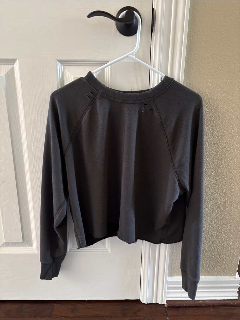 aerie Washed Black Cropped Crewneck Sweatshirt